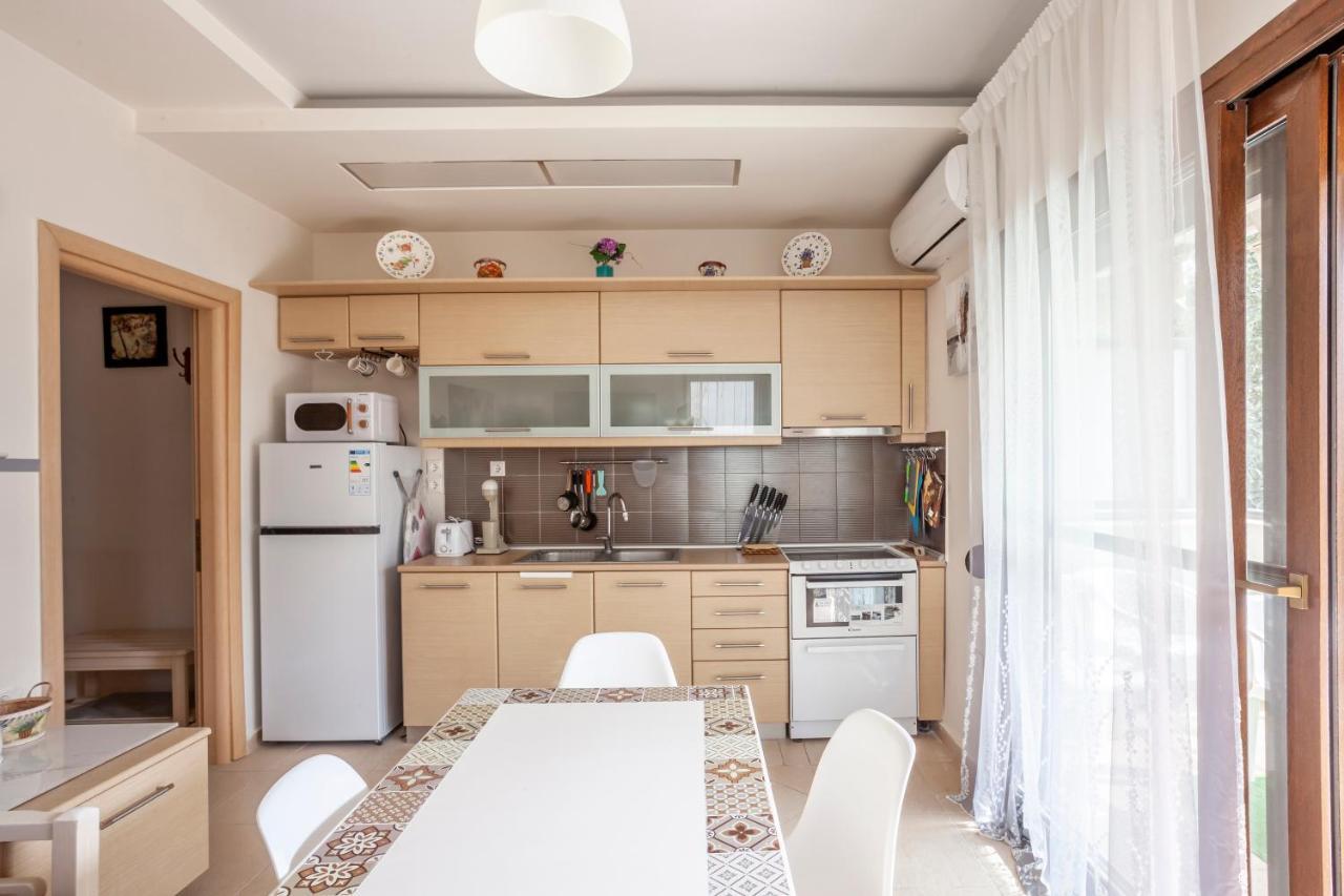 Sea Side Home Valentina Hanioti Bagian luar foto